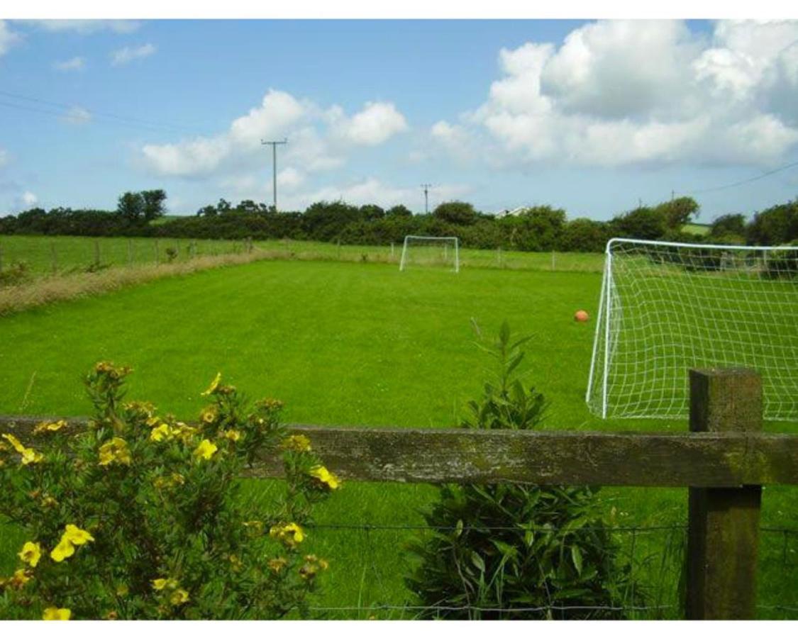 Trenewydd Farm Holiday Cottages Cardigan Extérieur photo