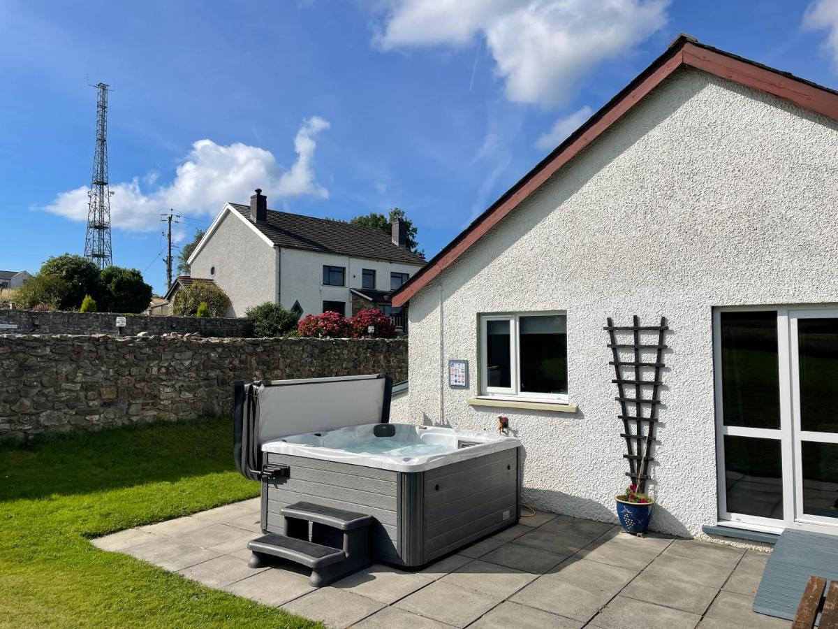 Trenewydd Farm Holiday Cottages Cardigan Extérieur photo