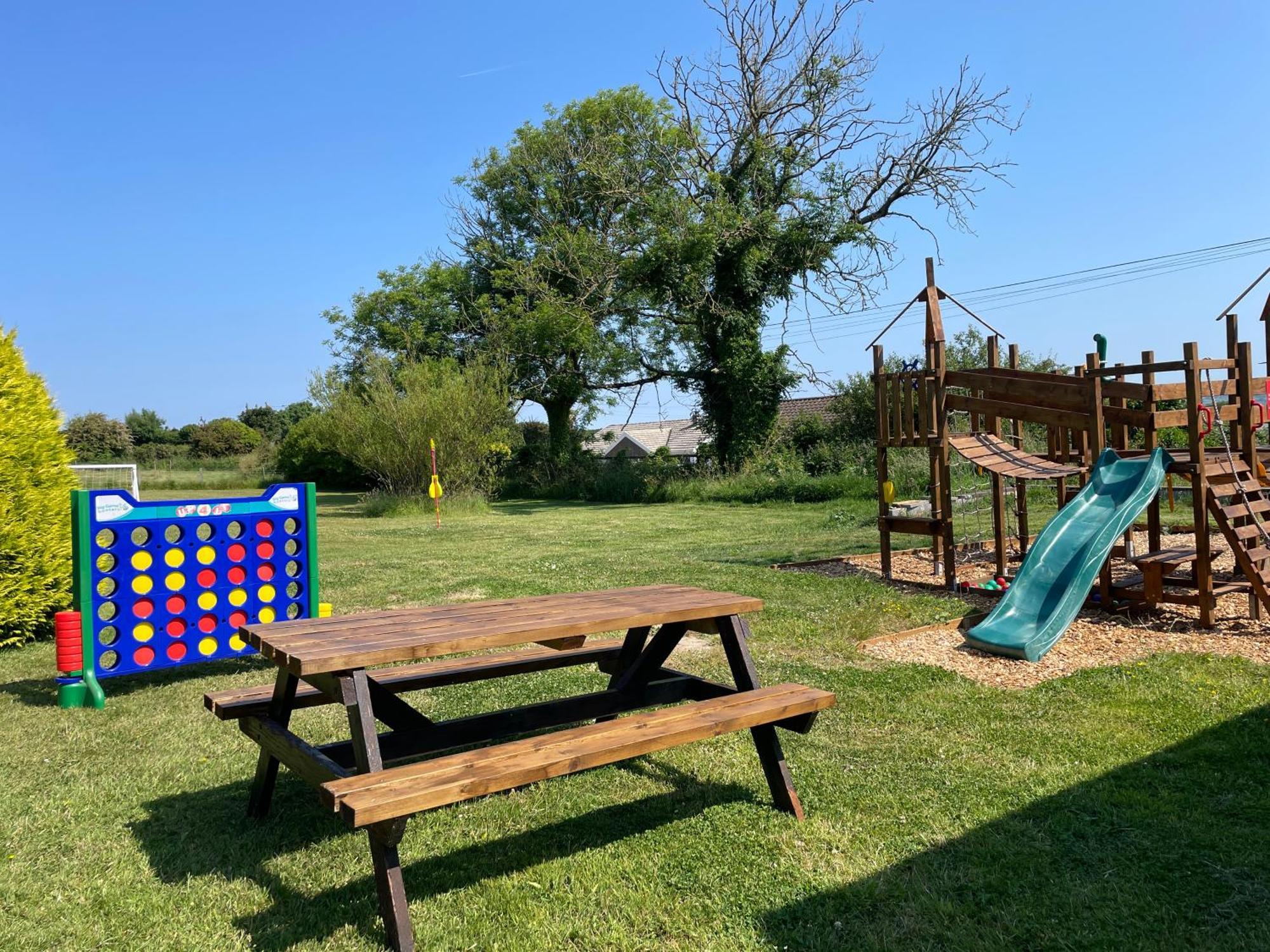 Trenewydd Farm Holiday Cottages Cardigan Extérieur photo